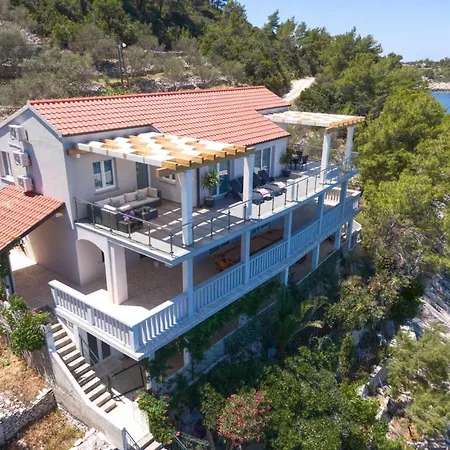 Corcyra Nigra * Blato (Korcula)