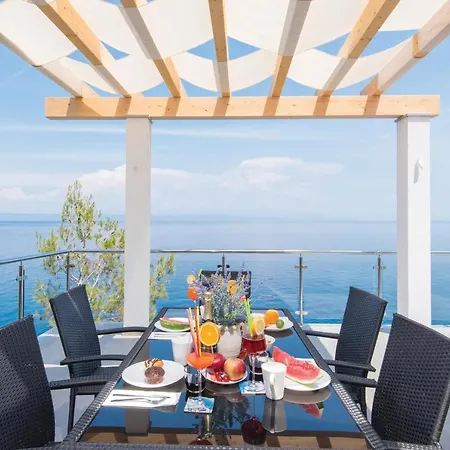 Apartment Corcyra Nigra